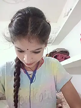 Snapshot of Mohnicute chatting on 31, 5, 2026 Mohnicute online show from 31, 5, 2026