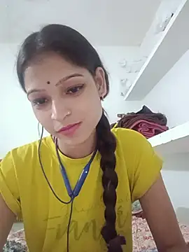 Snapshot of Mohnicute chatting on 7, 6, 2026 Mohnicute online show from 7, 6, 2026