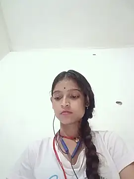 Mohnicute online show from 21, 7, 2026