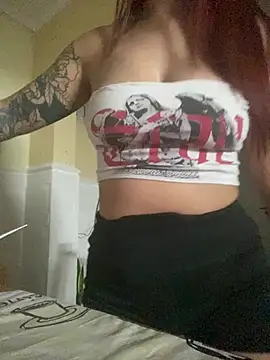 Snapshot of Taurina0105 chatting on 2, 3, 2026 Taurina0105 online show from 2, 3, 2026