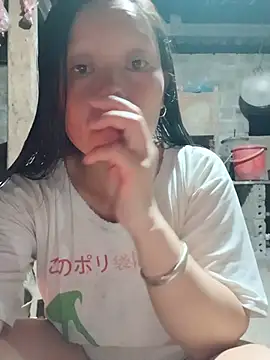 girl-hot2x online show from 25, 6, 2026