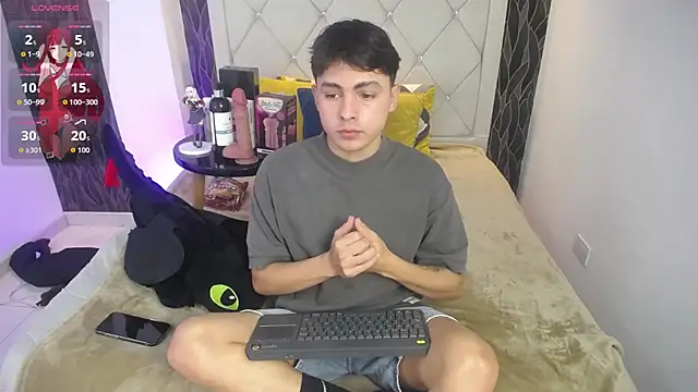 Samu FoXXX online show from 16, 12, 2025