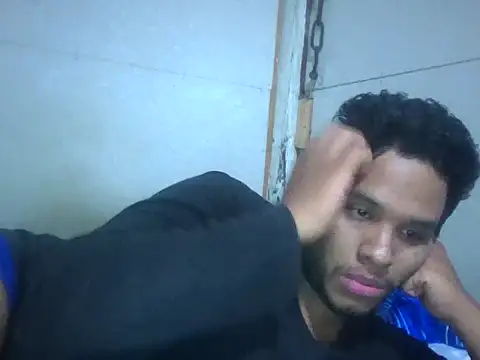 Snapshot of josecamsex27 chatting on 4, 12, 2025 josecamsex27 online show from 4, 12, 2025