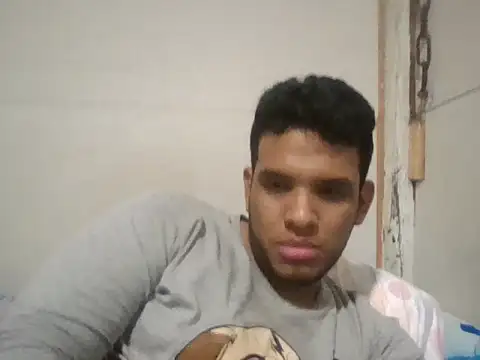 Snapshot of josecamsex27 chatting on 15, 12, 2025 josecamsex27 online show from 15, 12, 2025