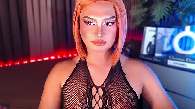 Snapshot of UrGoddess_Sofia chatting on 3, 4, 2026 UrGoddess Sofia online show from 3, 4, 2026