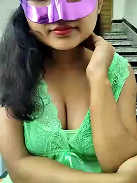 Snapshot of Hot-ruma chatting on 16, 11, 2025 Hot-ruma online show from 16, 11, 2025