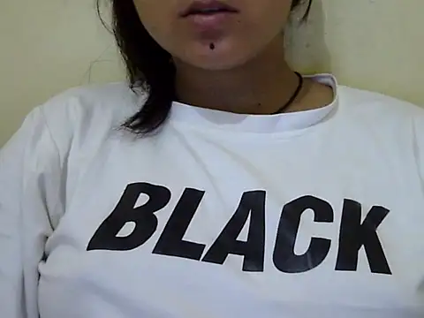 Snapshot of Anika_Singh chatting on 31, 5, 2026 Anika Singh online show from 31, 5, 2026
