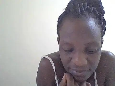 Snapshot of Pers_Ona chatting on 28, 11, 2025 Pers Ona online show from 28, 11, 2025