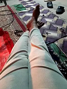 Tota sexi online show from 13, 4, 2026