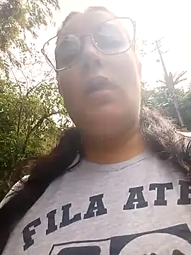 Snapshot of SaloGray8 chatting on 15, 4, 2026 SaloGray8 online show from 15, 4, 2026