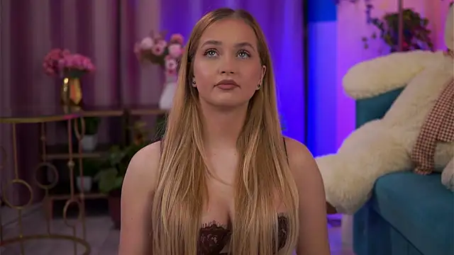 ElyssawetXX online show from 15, 1, 2026