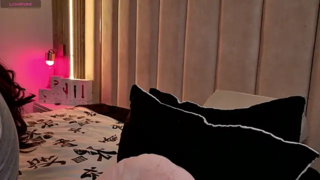 Snapshot of Iamnyxy chatting on 9, 5, 2026 Iamnyxy online show from 9, 5, 2026