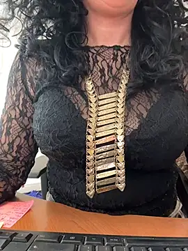 Snapshot of Deessenympho chatting on 24, 3, 2026 Deessenympho online show from 24, 3, 2026