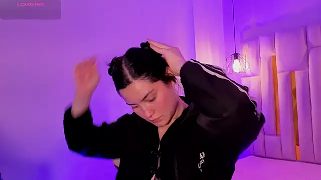 Brandy collinss online show from 5, 2, 2026