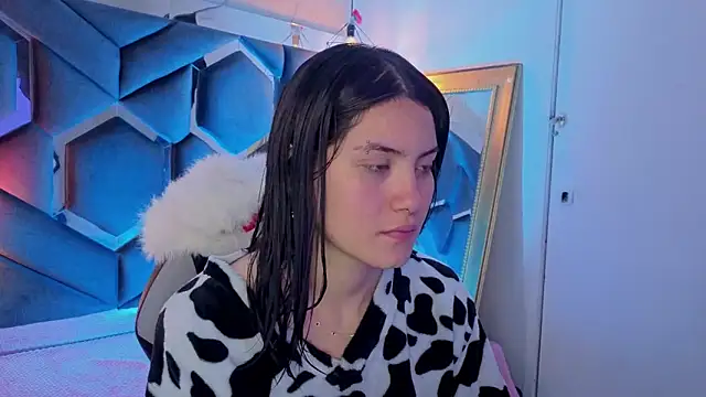 Brandy collinss online show from 22, 3, 2026