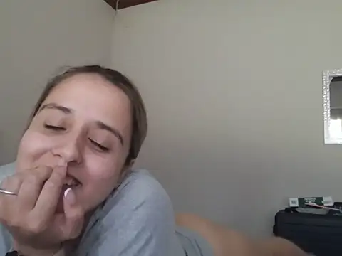 Snapshot of daddys_only_girl chatting on 14, 11, 2025 daddys only girl online show from 14, 11, 2025