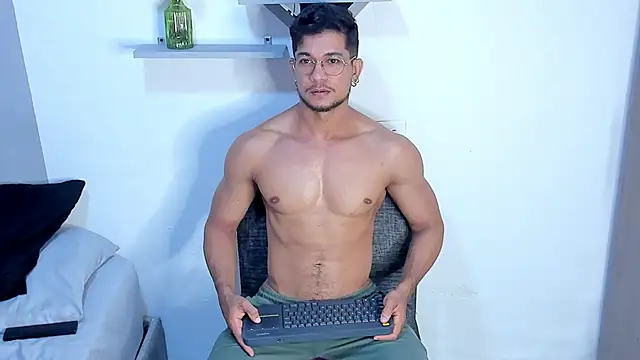 Snapshot of Nolan_joness chatting on 16, 6, 2026 Nolan joness online show from 16, 6, 2026
