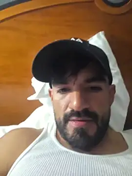 Snapshot of piggylatino chatting on 31, 3, 2026 piggylatino online show from 31, 3, 2026