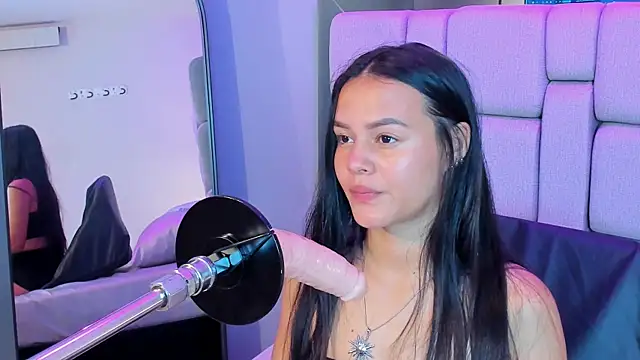 Snapshot of Sara_rhoades chatting on 26, 11, 2025 Sara rhoades online show from 26, 11, 2025