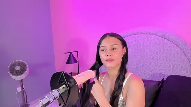 Snapshot of Sara_rhoades chatting on 27, 2, 2026 Sara rhoades online show from 27, 2, 2026