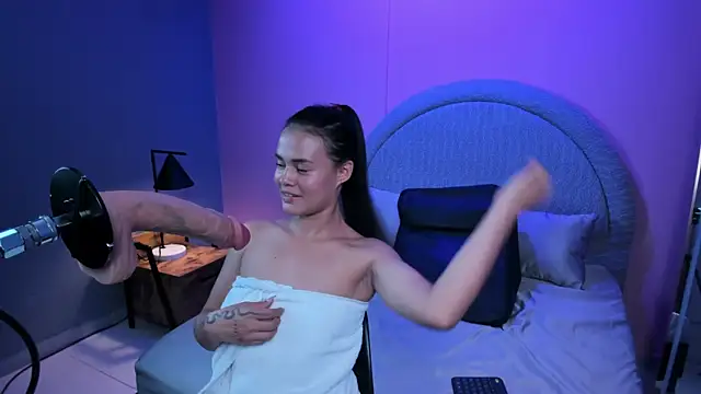 Snapshot of Sara_rhoades chatting on 27, 3, 2026 Sara rhoades online show from 27, 3, 2026