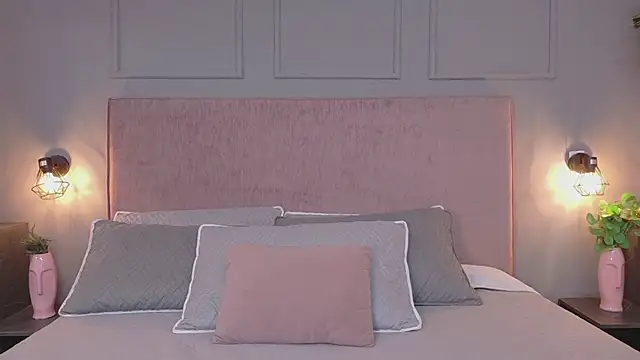 Sophie Honey18 online show from 22, 11, 2025