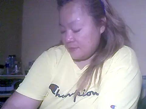 loriepinay46 online show from 12, 4, 2026