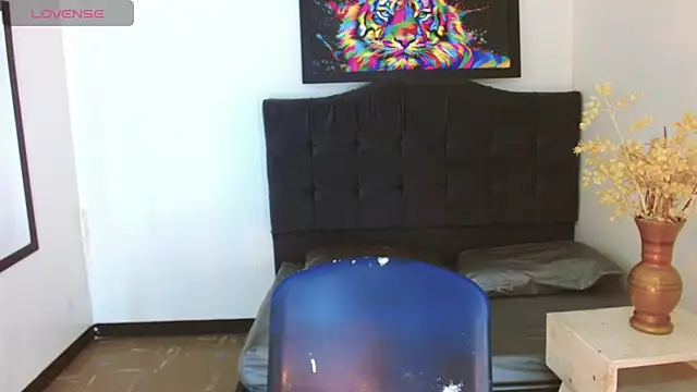 Isaacas  online show from 19, 11, 2025