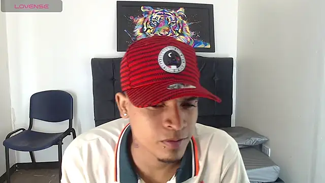 Isaacas  online show from 28, 11, 2025