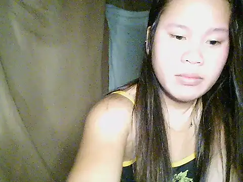 Snapshot of mia_kittykitty chatting on 13, 11, 2025 mia kittykitty online show from 13, 11, 2025