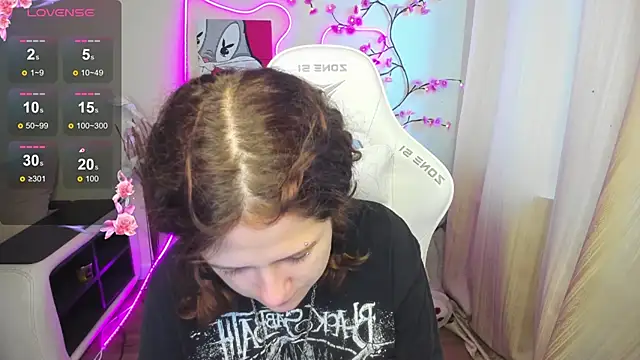 Anora Miller online show from 27, 11, 2025