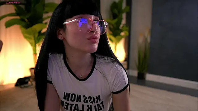 Snapshot of WendyyLuv chatting on 21, 6, 2026 WendyyLuv online show from 21, 6, 2026