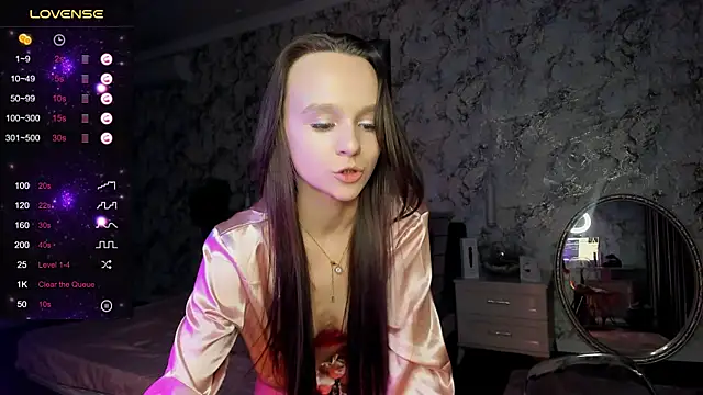 Snapshot of SandraPowers chatting on 30, 11, 2025 SandraPowers online show from 30, 11, 2025