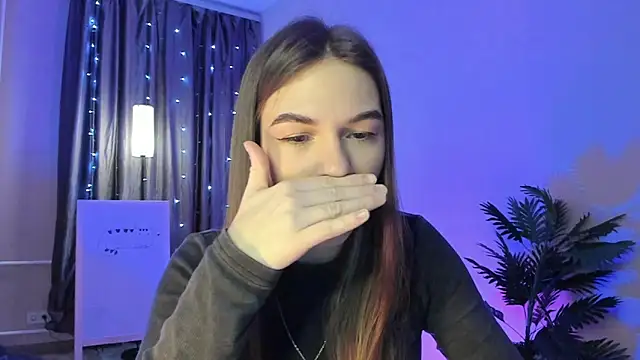 luna lust 212 online show from 4, 2, 2026