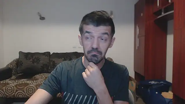 Snapshot of Dale_E chatting on 14, 12, 2024 Dale E online show from 14, 12, 2024