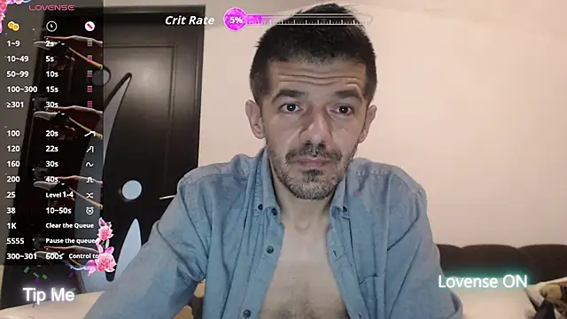 Snapshot of Dale_E chatting on 27, 11, 2025 Dale E online show from 27, 11, 2025