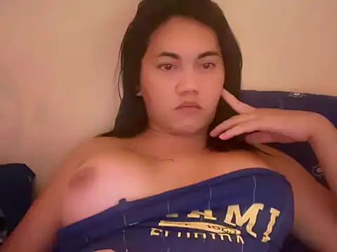 Snapshot of Pretty_moccha chatting on 4, 4, 2026 Pretty moccha online show from 4, 4, 2026