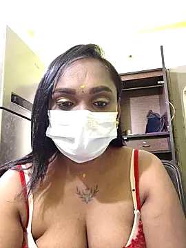 Snapshot of Dharshini98 chatting on 2, 2, 2026 Dharshini98 online show from 2, 2, 2026