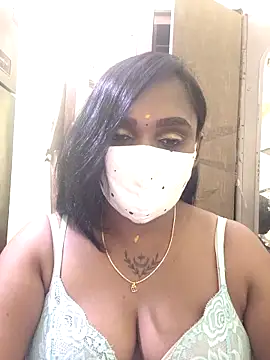 Snapshot of Dharshini98 chatting on 10, 3, 2026 Dharshini98 online show from 10, 3, 2026