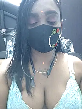 Snapshot of Dharshini98 chatting on 23, 3, 2026 Dharshini98 online show from 23, 3, 2026