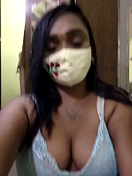 Snapshot of Dharshini98 chatting on 22, 4, 2026 Dharshini98 online show from 22, 4, 2026