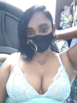 Snapshot of Dharshini98 chatting on 28, 4, 2026 Dharshini98 online show from 28, 4, 2026