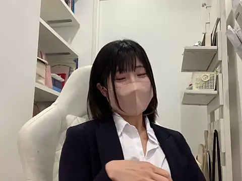 mayumichan13 online show from 13, 2, 2026