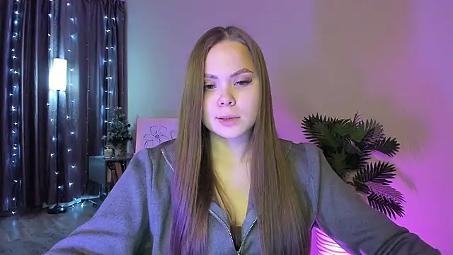 Kira love 81 online show from 14, 2, 2026