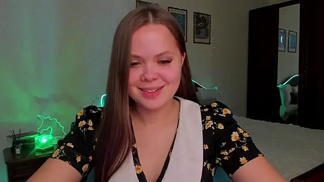 Snapshot of Kira_love_81 chatting on 21, 3, 2026 Kira love 81 online show from 21, 3, 2026