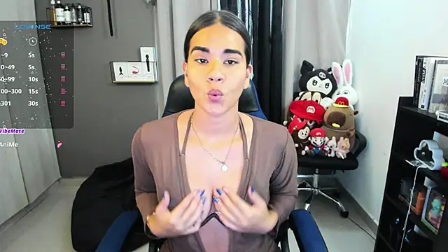 Snapshot of Charlott__V chatting on 26, 6, 2026 Charlott V online show from 26, 6, 2026