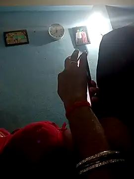 Snapshot of beutiful_hot chatting on 1, 12, 2025 beutiful hot online show from 1, 12, 2025