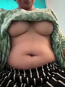 Snapshot of isha_sharma2002 chatting on 28, 3, 2026 isha sharma2002 online show from 28, 3, 2026