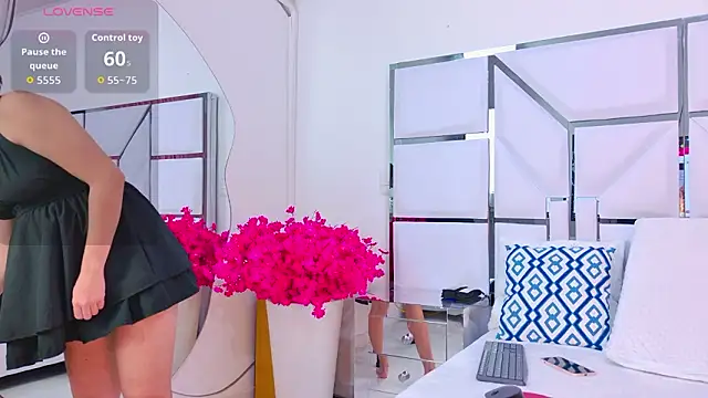 Snapshot of VeronicaSttar chatting on 19, 1, 2026 VeronicaSttar online show from 19, 1, 2026