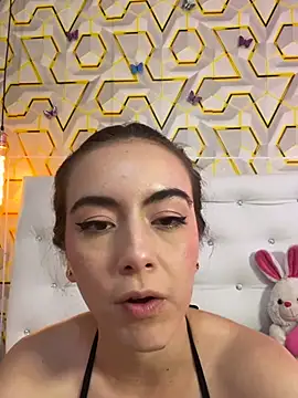 MelanyyJhonson15 online show from 26, 3, 2026